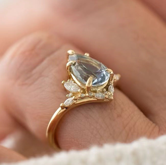 Simple And Elegant Blue Crystal Jewelry Ins Diamond Inlaid Women's Ring